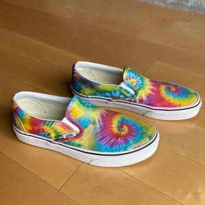 Tie dye slides